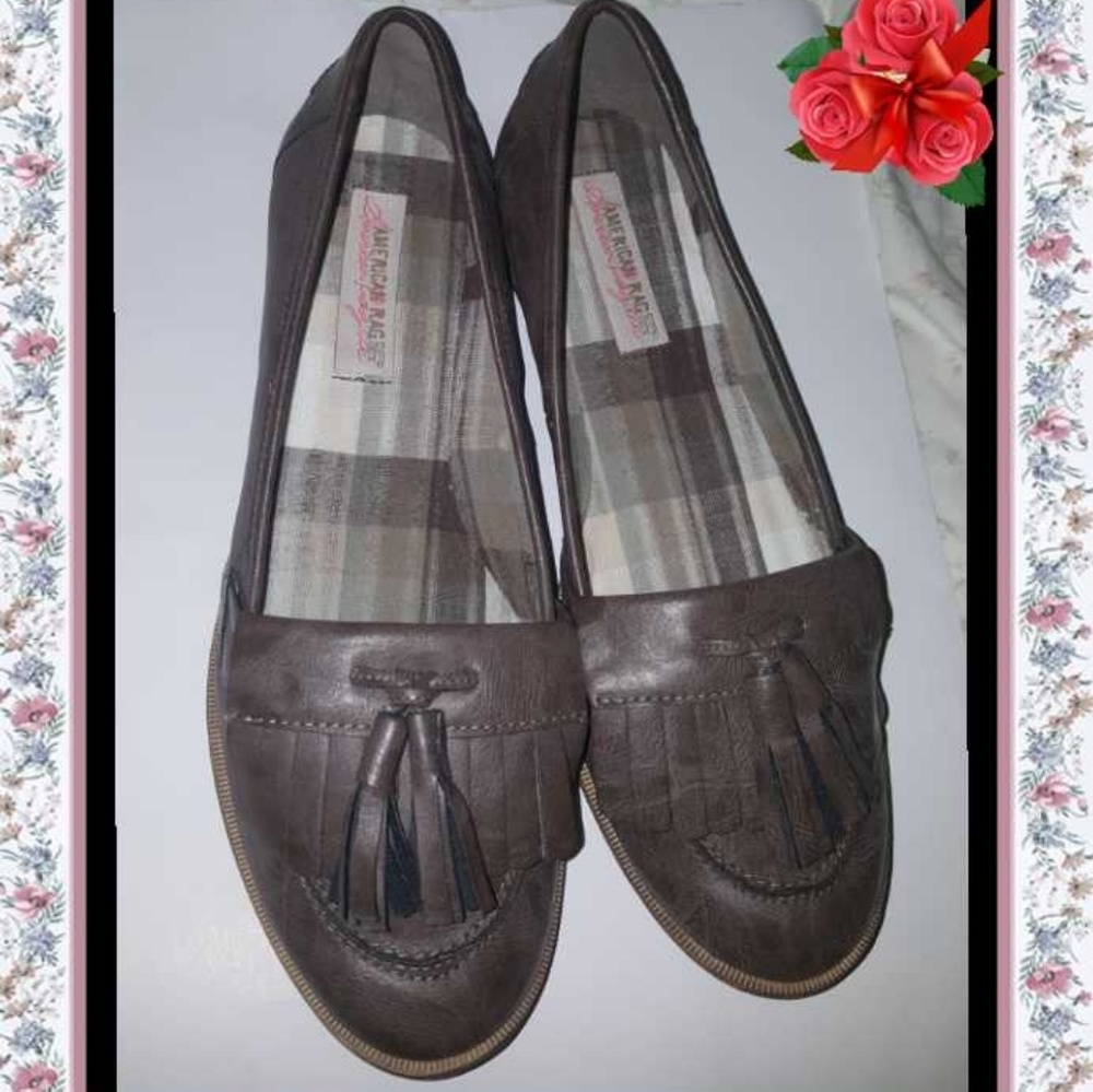 American Rag grey/brown moccasins flat shoes 8